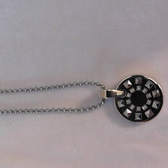 Men's Simmons Stainless Steel Necklace with 10 Diamonds - Picture 5 of 5